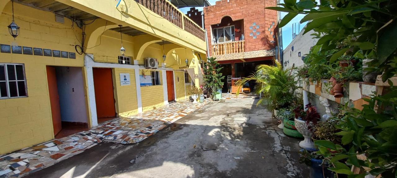 Hostal Santa Marta La Union Luaran gambar