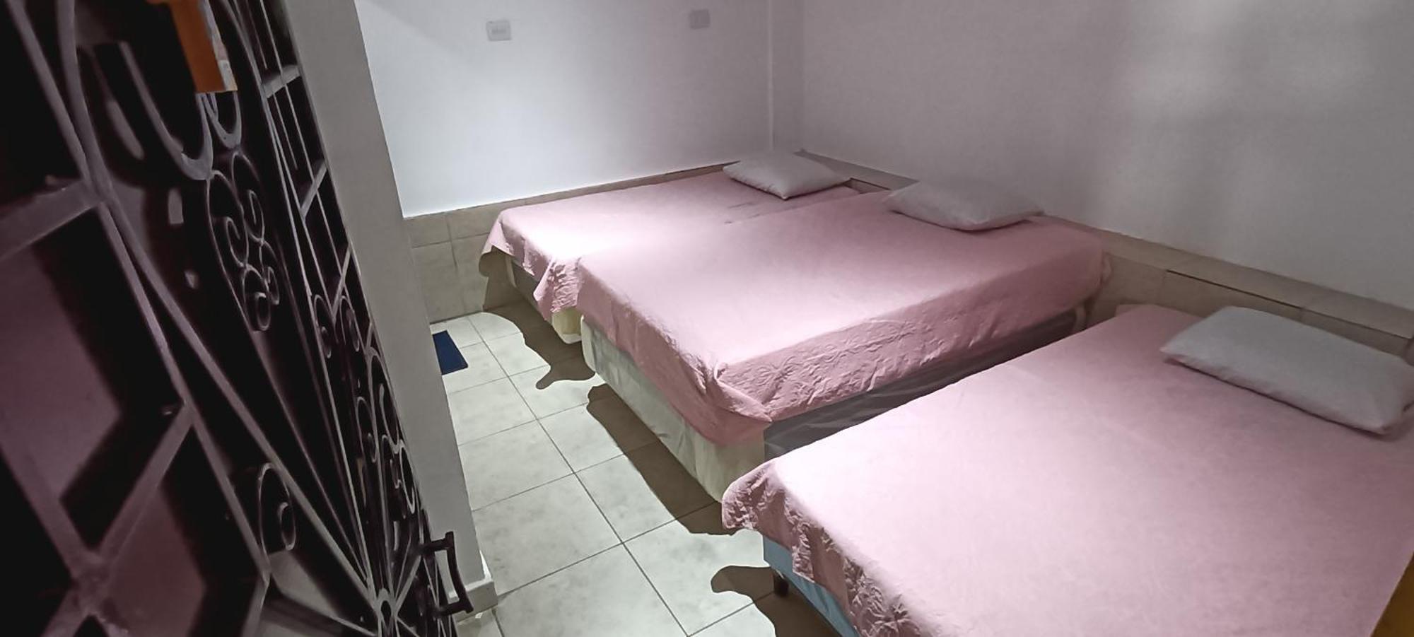 Hostal Santa Marta La Union Luaran gambar